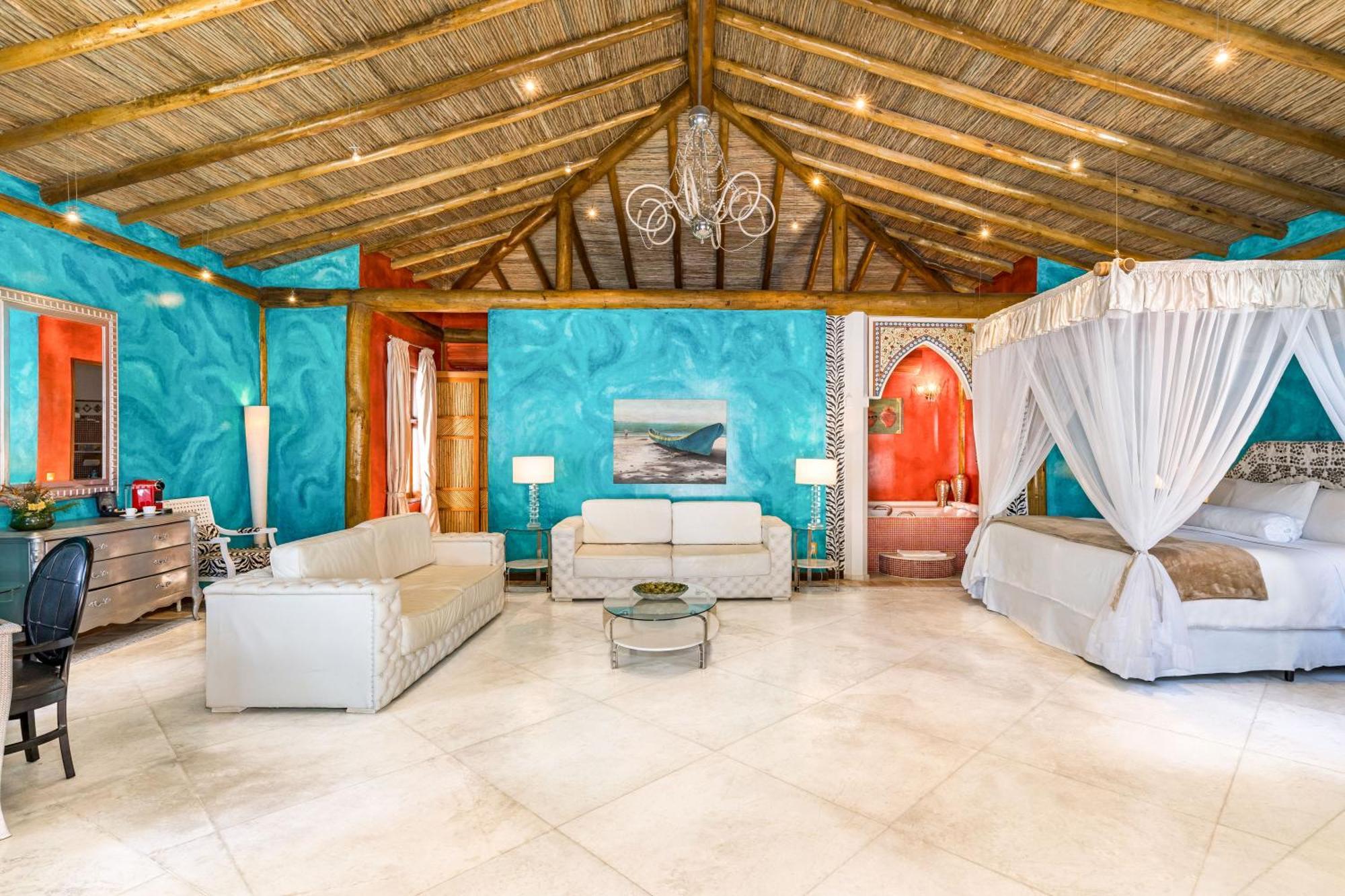 Dpny Beach Hotel & Spa Ilhabela Esterno foto Suite at the Hard Rock Hotel