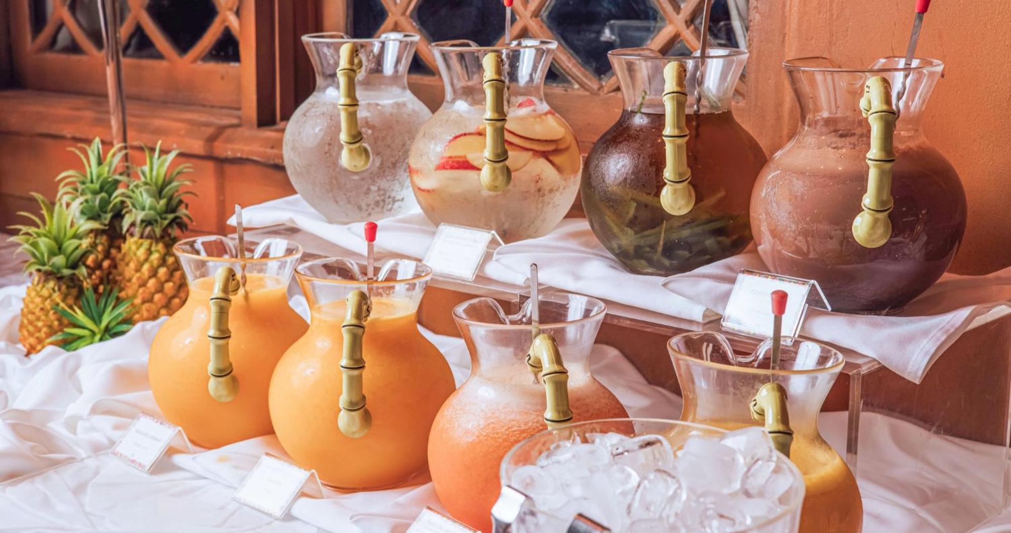 Dpny Beach Hotel & Spa Ilhabela Esterno foto Fruit juice
